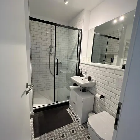 Zentrale, Schoene Design-wohnung Im Coolen Viertel Apartamento Brema