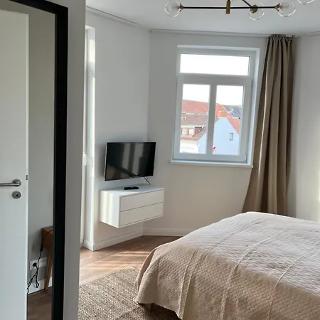 Zentrale, Schoene Design-wohnung Im Coolen Viertel