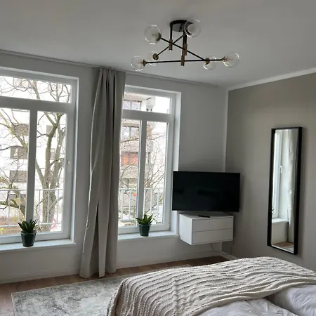 Zentrale, Schoene Design-wohnung Im Coolen Viertel * Bremen